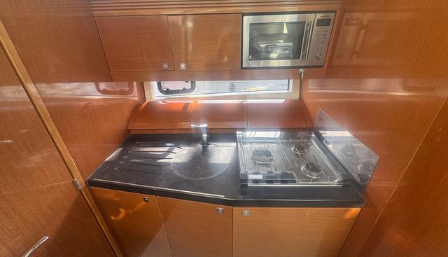 noname yacht for sale 7