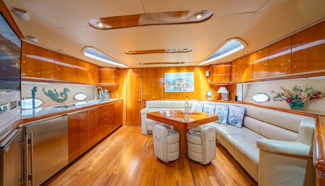 Island Girl yacht for sale 3
