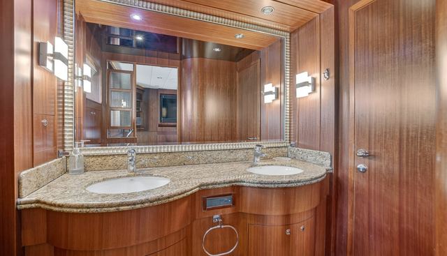 ARLENE yacht for sale 23
