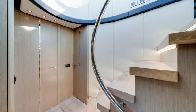 Gravitas yacht for sale 62