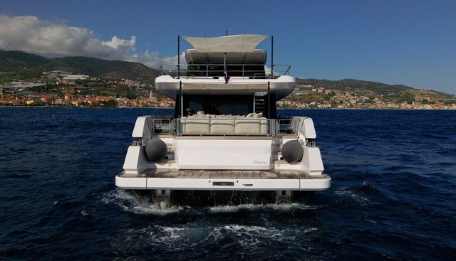 FERRETTI INFYNITO 90 yacht for sale 4