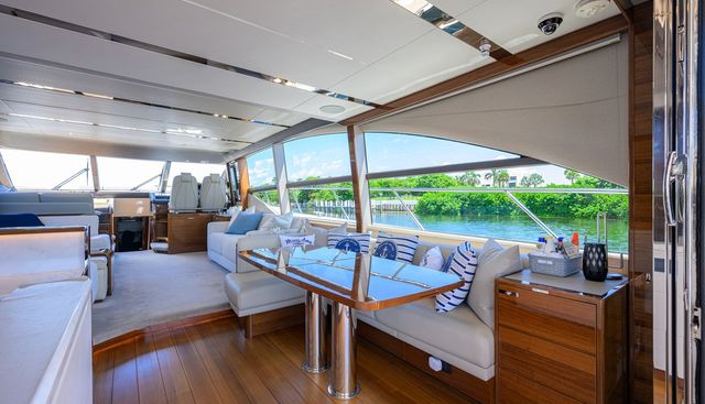 MISS AMY yacht for sale 23