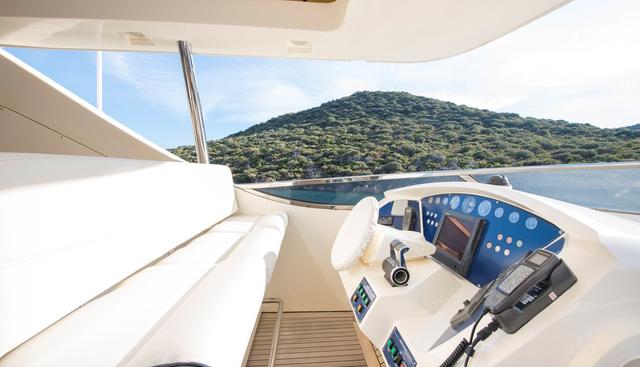 LA RUBIA yacht for sale 42