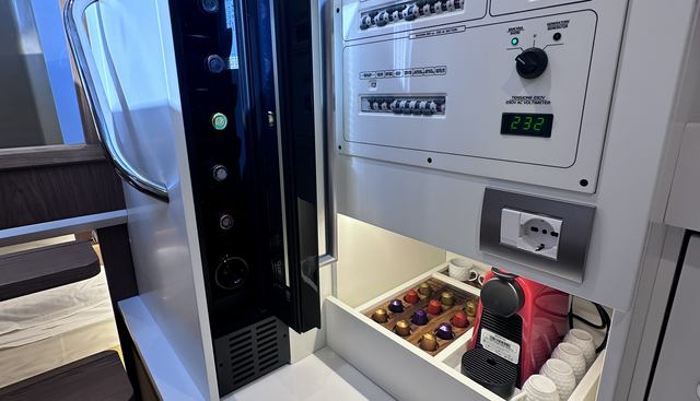 2027 Lancia Aprea 42 yacht for sale 18