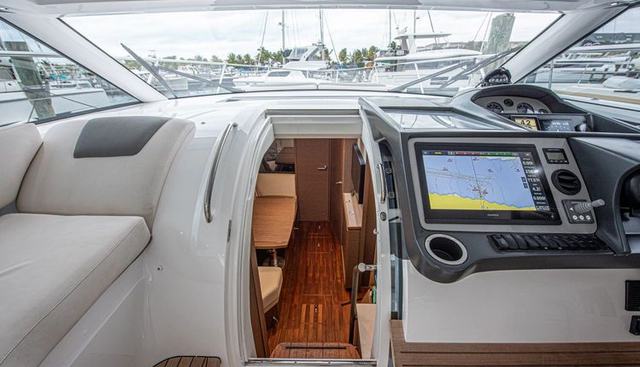 GRAYSKY V yacht for sale 33