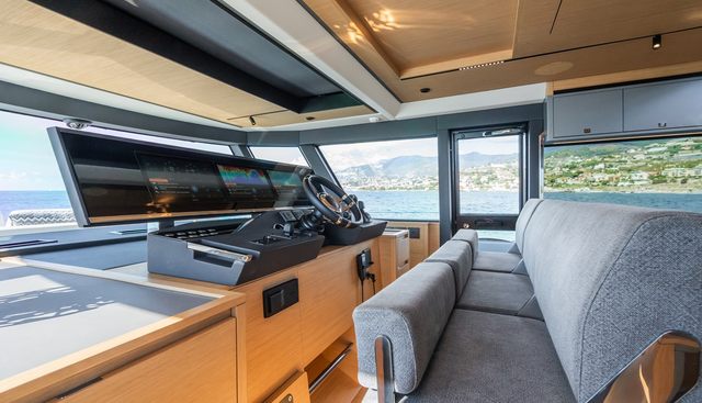 SIMON yacht for sale 23