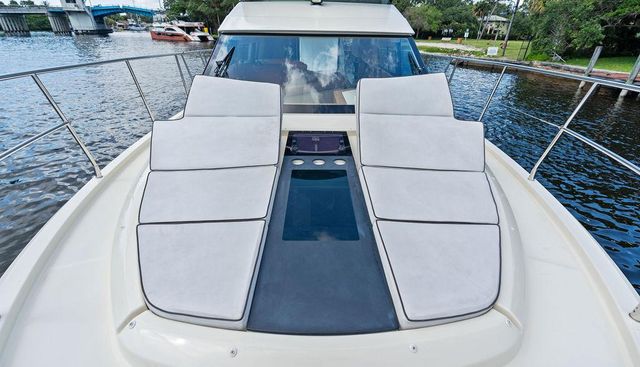 HAVE ANOTHER yacht for sale 32