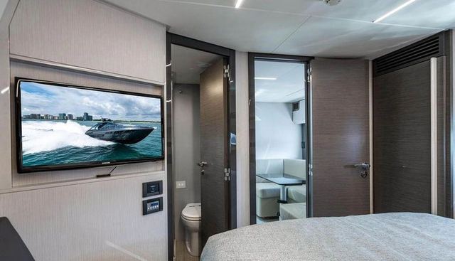 Two Bite yacht for sale 42