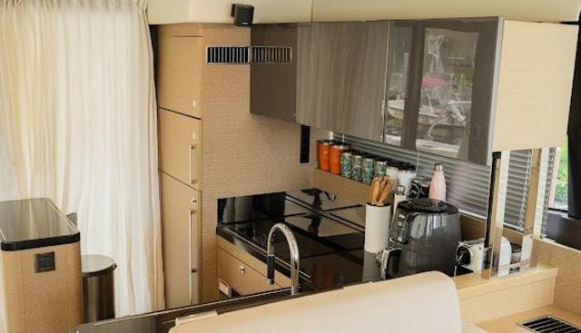 BACK STAGE yacht for sale 15