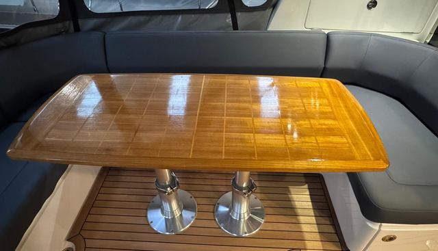 Seven yacht for sale 30