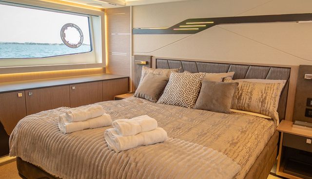 SERENITY OF LIVERPOOL yacht for sale 3