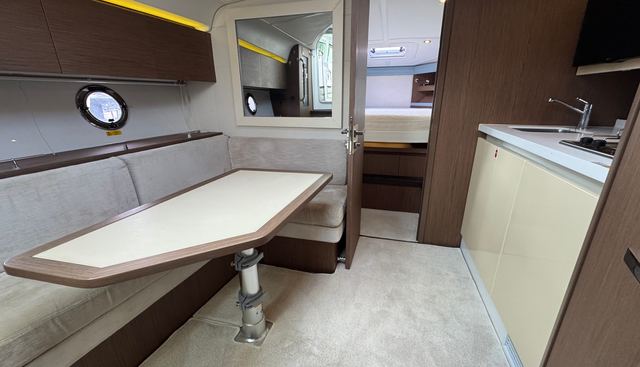Rio yacht for sale 20