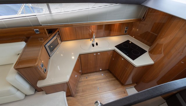 Krisal VII yacht for sale 18