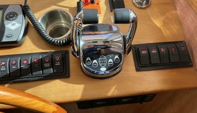 noname yacht for sale 34