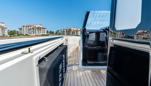 HINJUICE yacht for sale 27