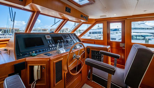 noname yacht for sale 30