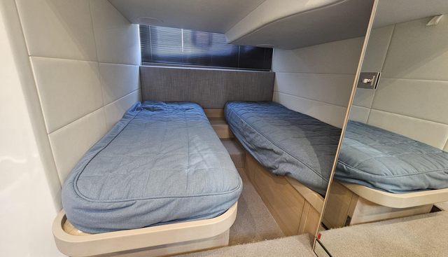 Bozzie yacht for sale 60