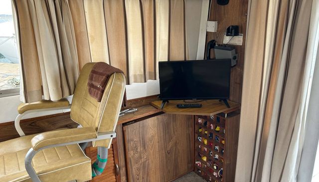 noname yacht for sale 8