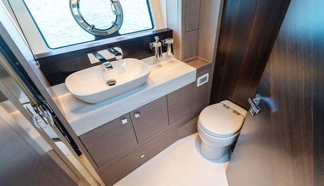 SALAMIS yacht for sale 39