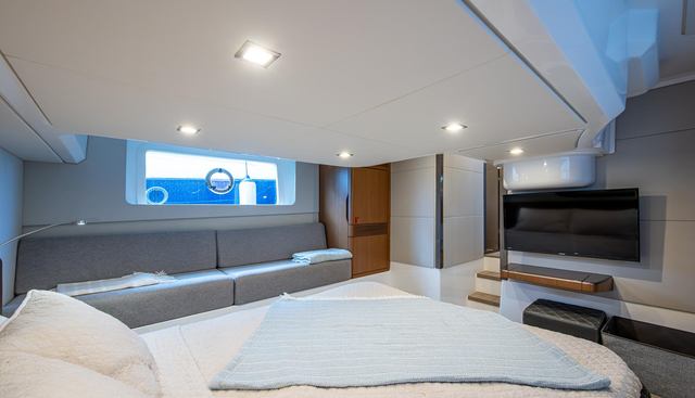 SUNTASTIC yacht for sale 38