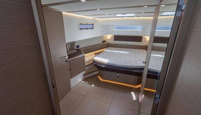 Nickles yacht for sale 37