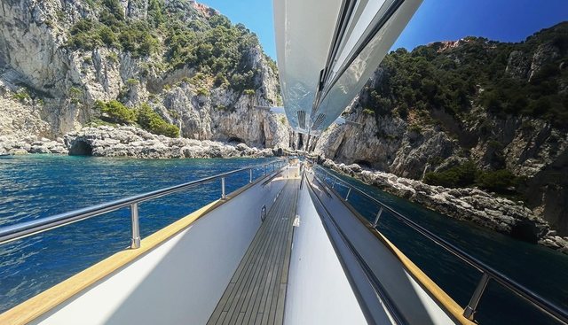 LADY AMANDA yacht for sale 17
