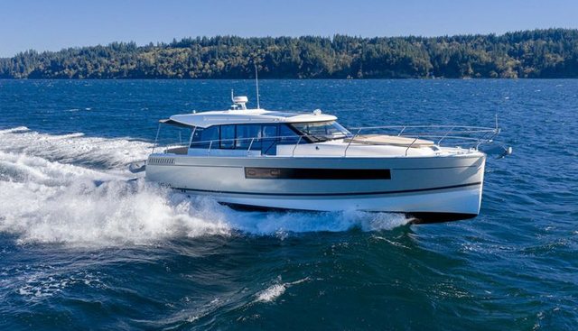 Bee's Knees yacht for sale 5