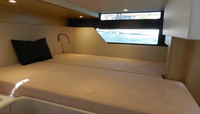 noname yacht for sale 4
