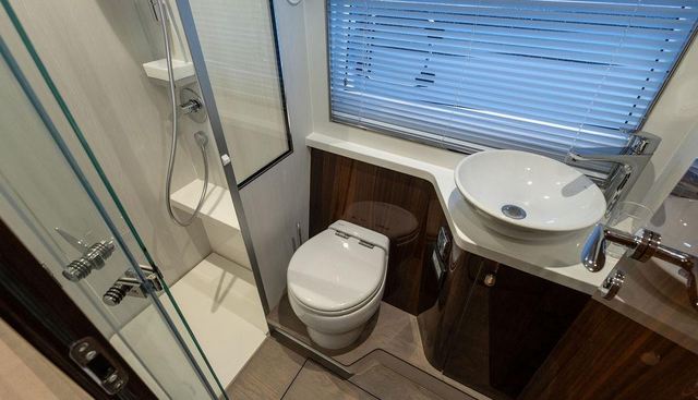 Que Sera Sera yacht for sale 28