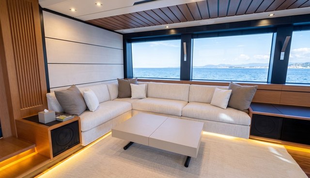 CARAT yacht for sale 17