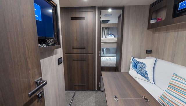 CAPTAIN MORGAN II yacht for sale 105