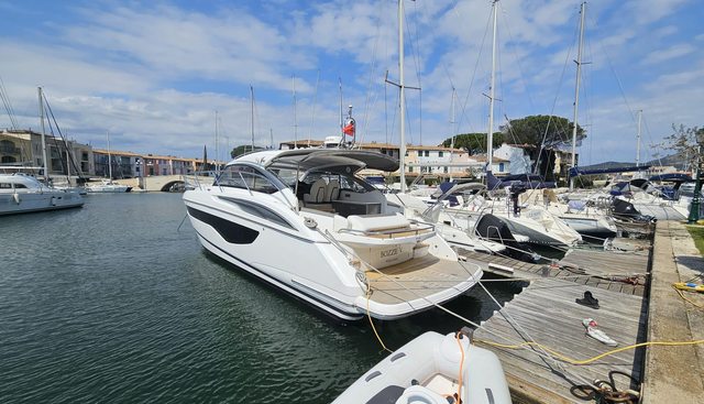 Bozzie yacht for sale 13