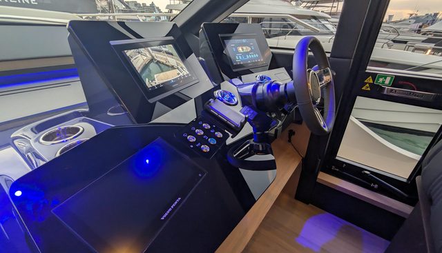 noname yacht for sale 30