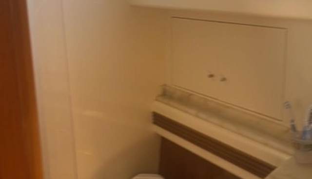 Azimut 80 yacht for sale 14