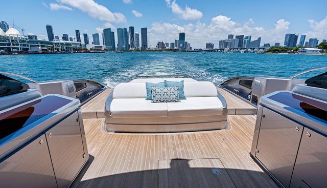 CLUB T yacht for sale 72