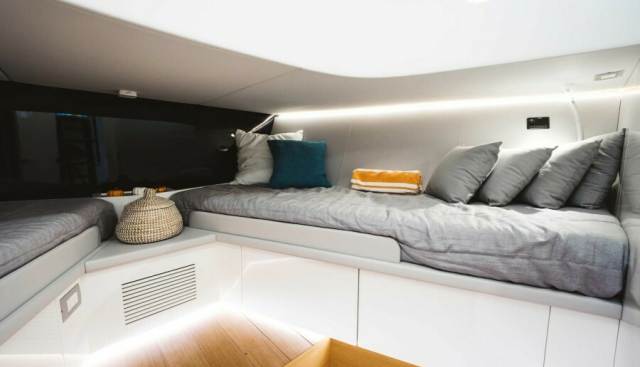 BLUEGAME 62 yacht for sale 25
