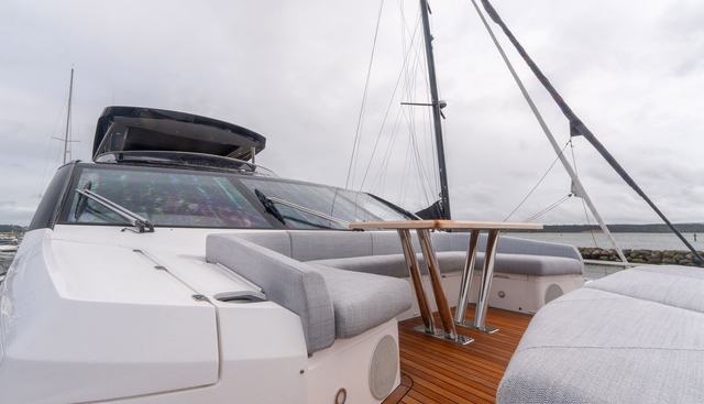 5322488 yacht for sale 17