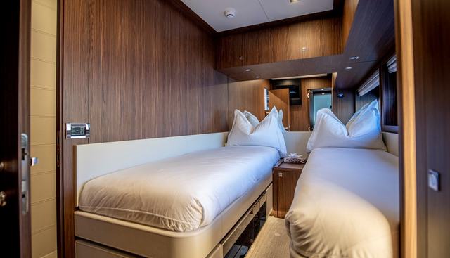 WILDONE yacht for sale 18