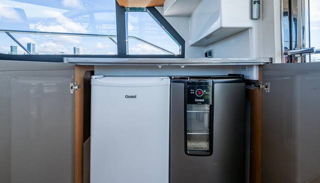 SUNTASTIC yacht for sale 28