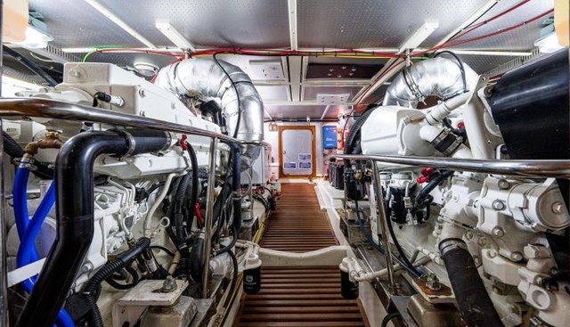 Homes yacht for sale 52