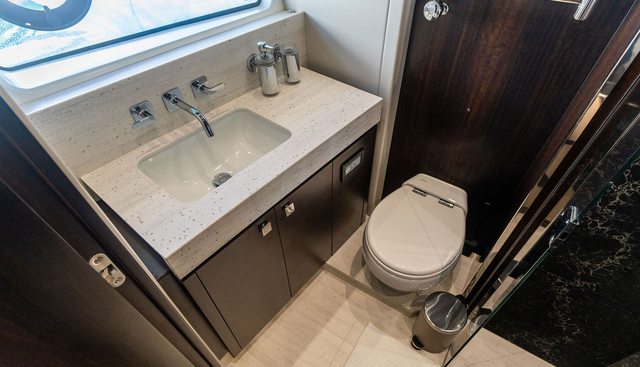 BELLA GEE yacht for sale 52