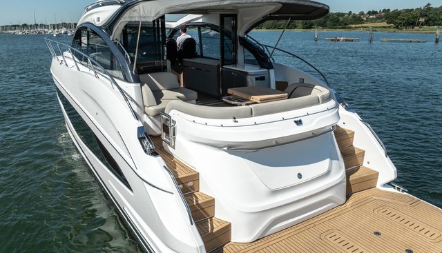 V50960 - 3 CABIN DECK VERSION yacht for sale 9