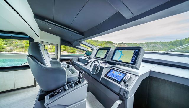 MAVIS yacht for sale 15