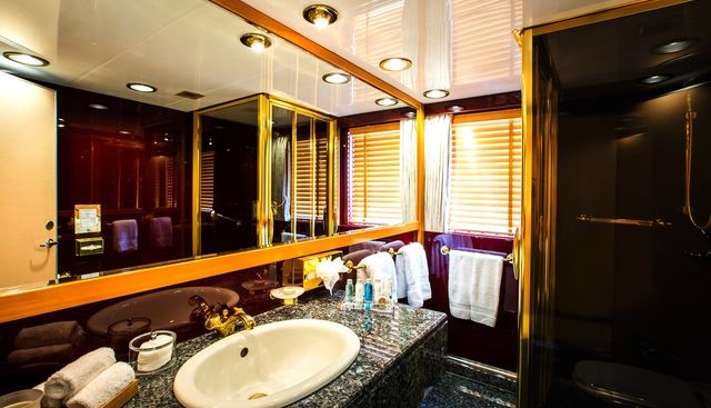 ESMERALDA yacht for sale 25