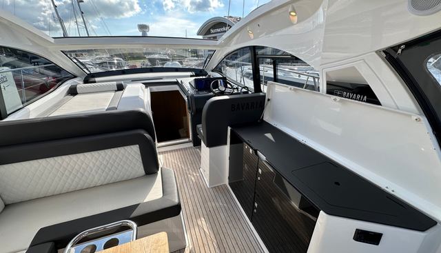 Auray yacht for sale 10