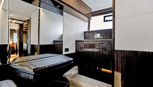 Triple T yacht for sale 72