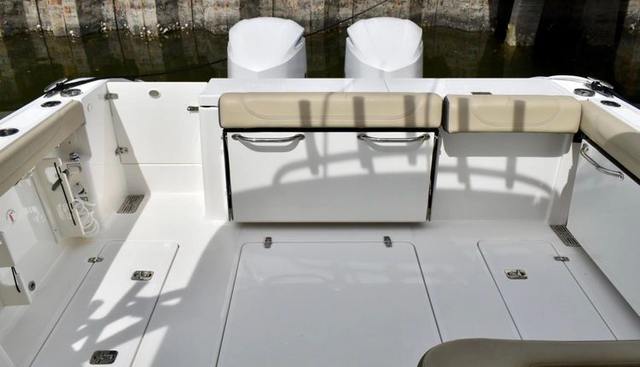 In Pursuit yacht for sale 7