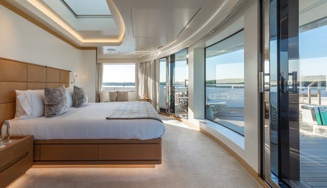 ALCHEMIST yacht for sale 10