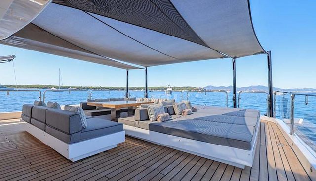 MAGNA GRECIA yacht for sale 9