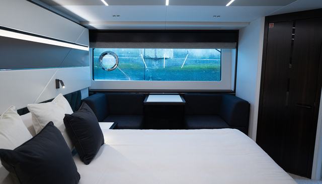 1292575 yacht for sale 28